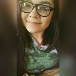 Meet your Posher, Jessica