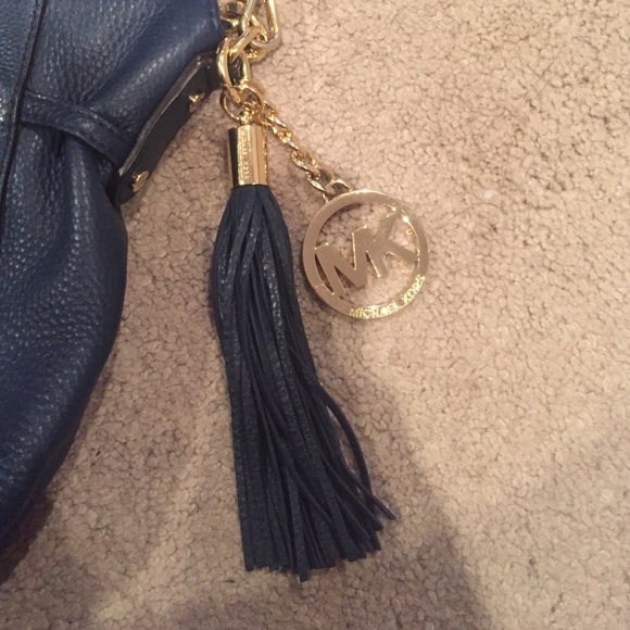 Michael Kors purse - Picture 2 of 4