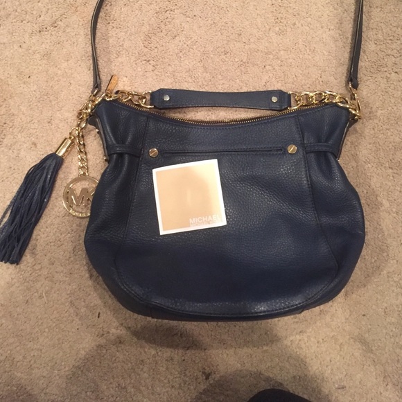 Michael Kors purse - Picture 4 of 4