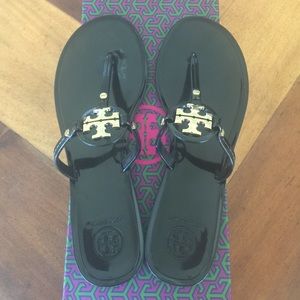 Tory Burch Mini Miller size 8