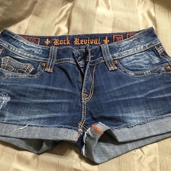 Rock Revival Pants - Rock revival shorts size 30