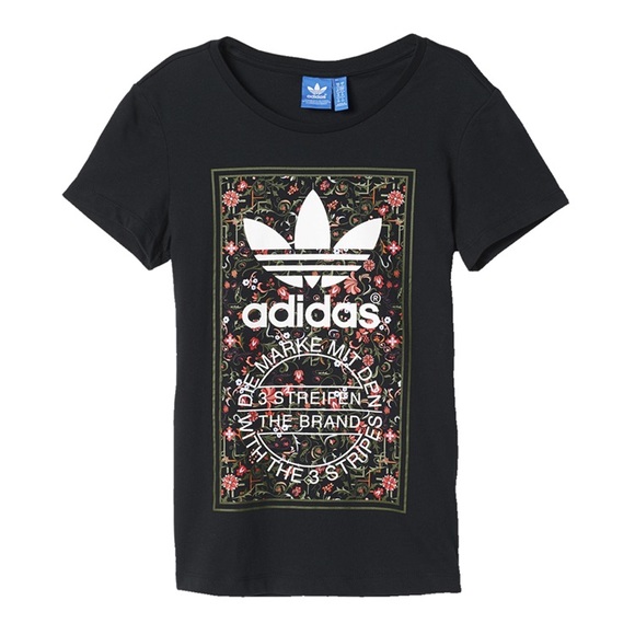 Adidas logo label black t-shirt