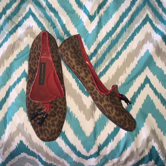 Dana Buchman: Leopard Flats