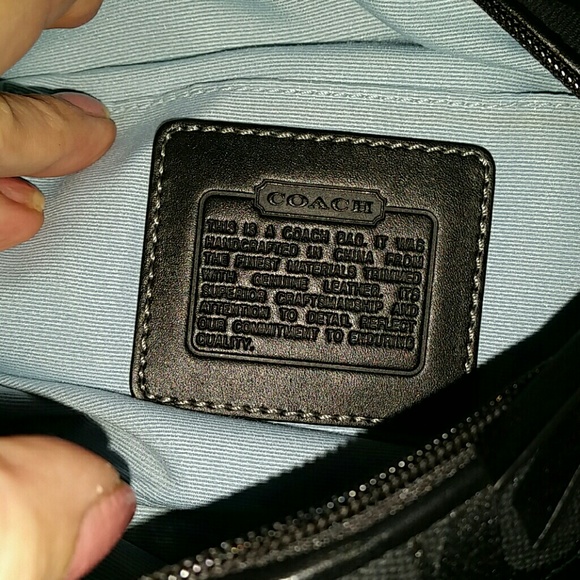 Perfect condition rare Coach shoulder bag - Picture 4 of 4