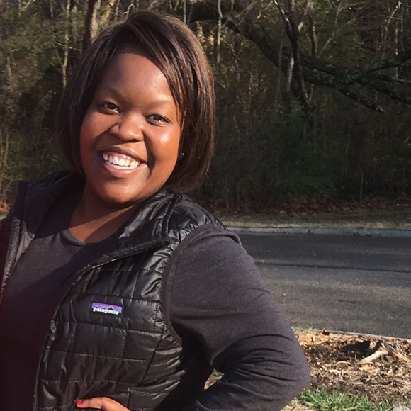 Meet your Posher, LaTrice - Picture 3 of 4