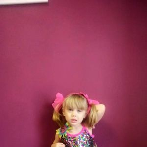 Meet your Posher, Brenda