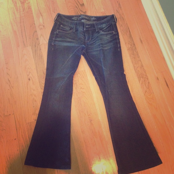 Express Stella regular fit flare low rise jeans