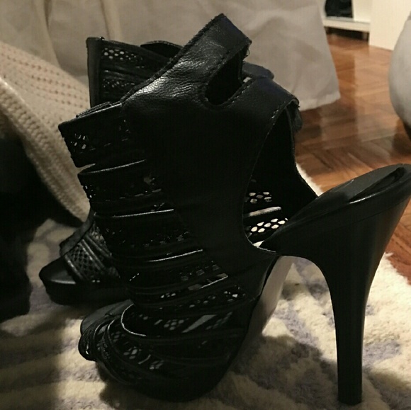 Charles David Mesh open toe stiletto new black 6