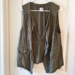 American Eagle Outfitters olive green vest