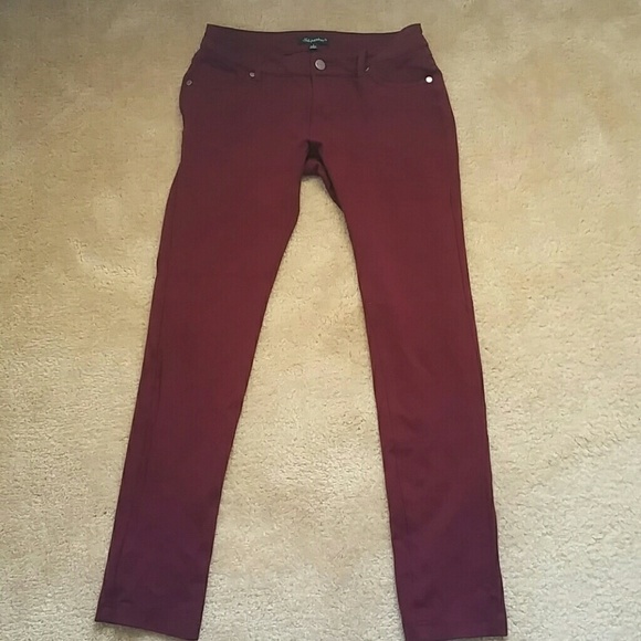 Burgendy Jeggings