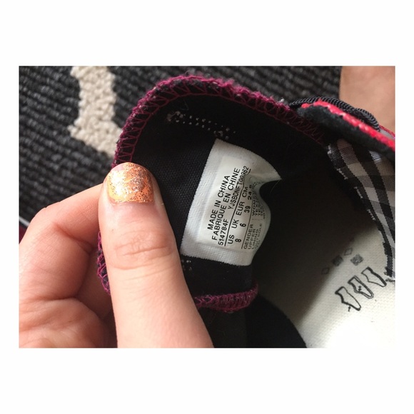 Pink convers‼️SOLD - Picture 4 of 4