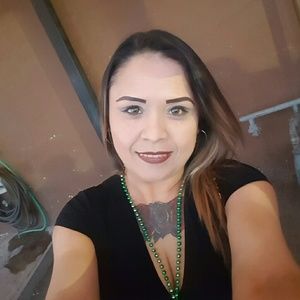 Meet your Posher, Yvette