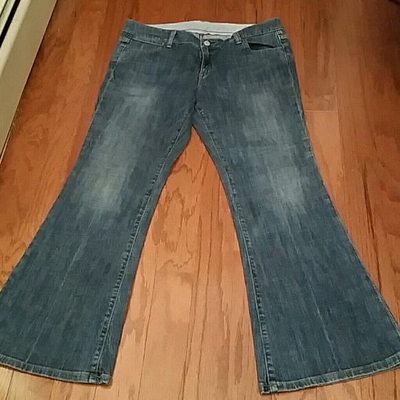 Gap Jean size 12 short