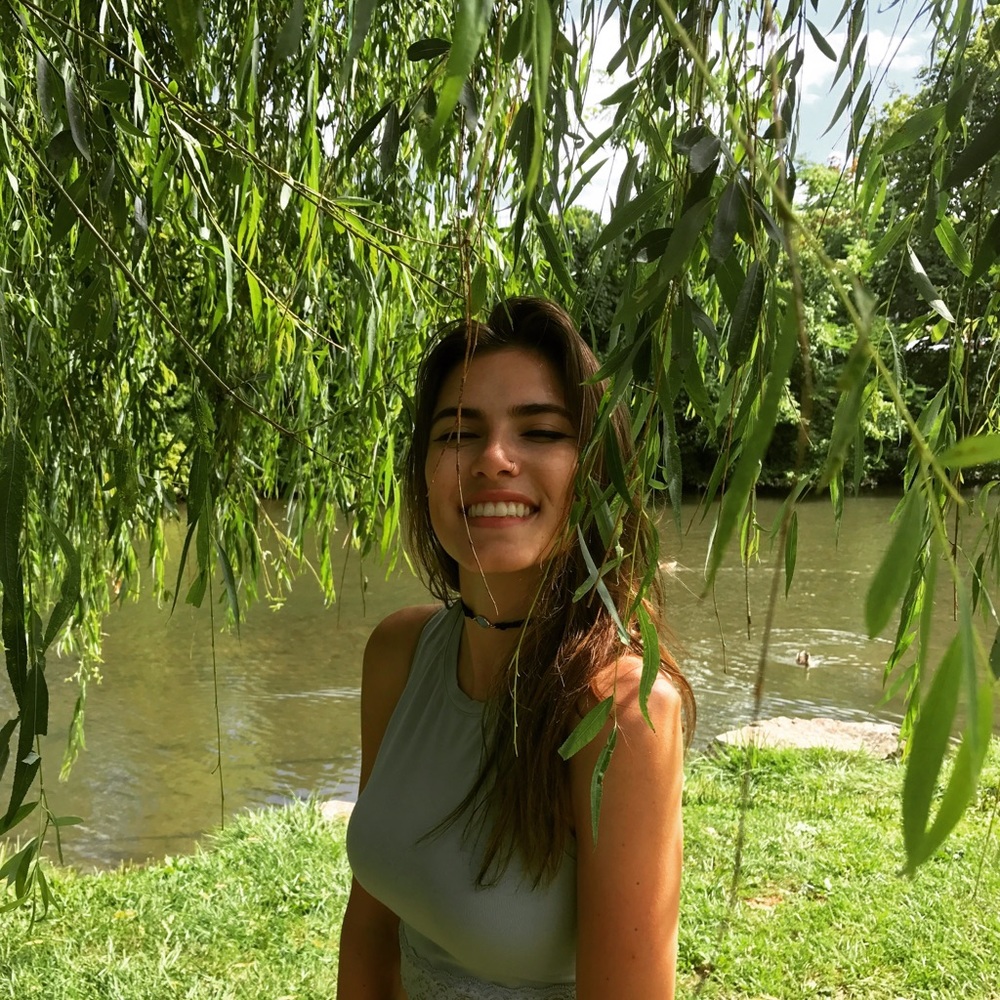 Meet your Posher, Ashlin