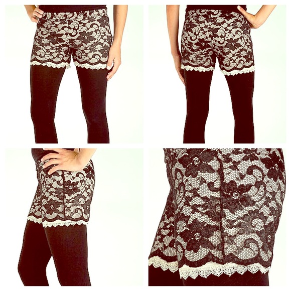 BKE Boutique Black Lace Shorts w/Nude Lining SZ L