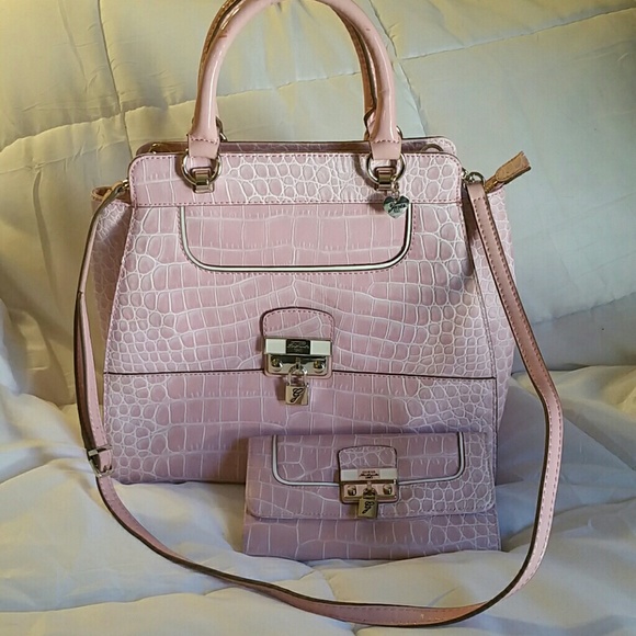 Guess Handbags - Guess handbag & wallet
