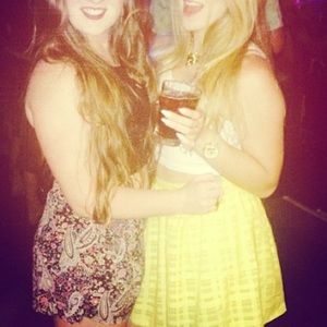 Yellow skater skirt
