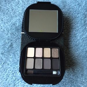 Mac eyeshadow keepsake/beige eyes