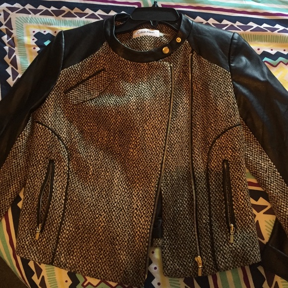 Calvin Klein stylish leather sleeve jacket.