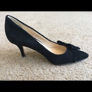 Sold！Nine West Black Suede Leather Heels