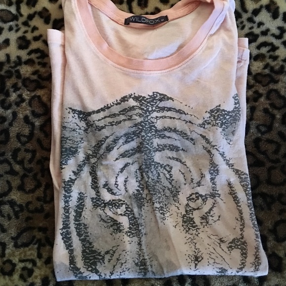 Wildfox pink tiger shirt 💕