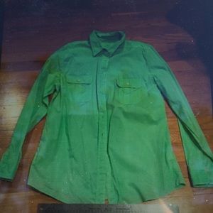 Ladies used gap shirt. Medium. Looks great