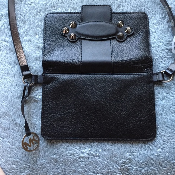 Small Michael Kors belt pouch - Picture 3 of 3