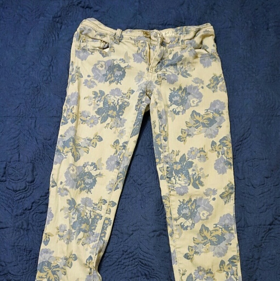 Skinny jeans