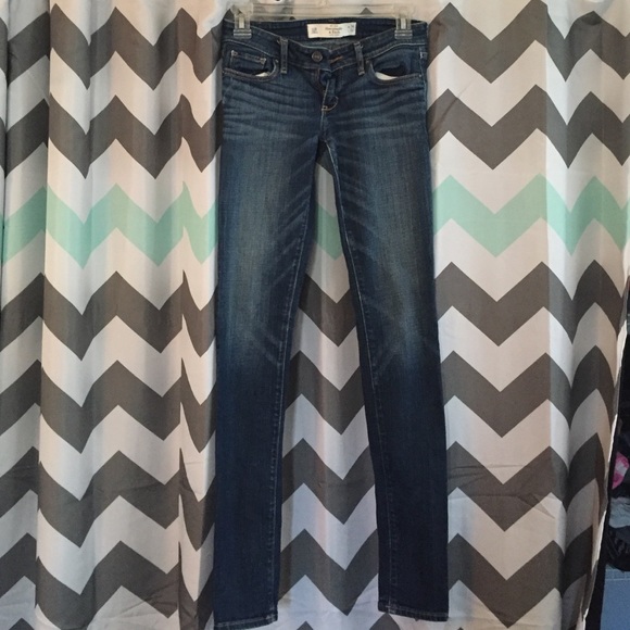 Skinny Jeans - Picture 1 of 2