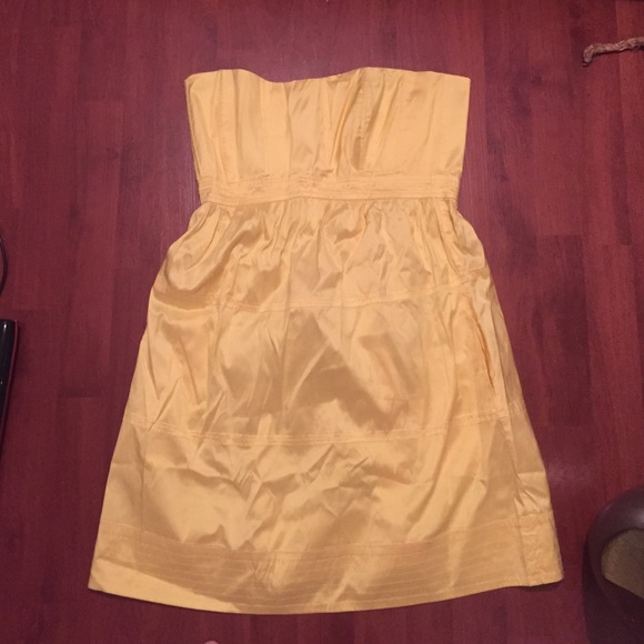 Calypso yellow strapless dress