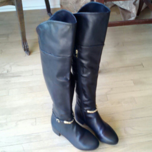 Marc Fisher Black leather boots