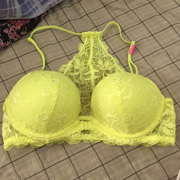 NWT Victoria's Secret Date Night bra