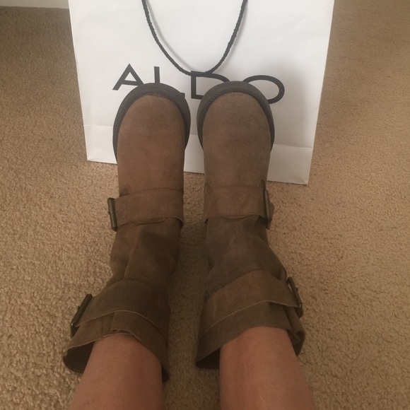 ALDO - brown short faux suede boots