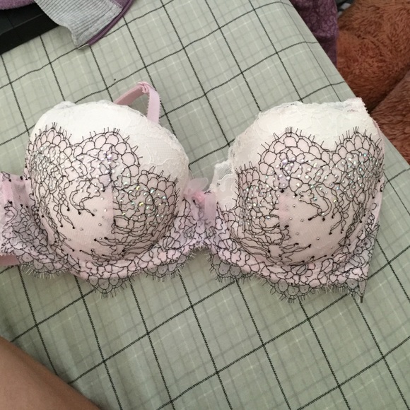 Victoria's Secret Dream Angels Bra