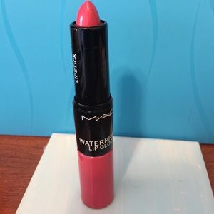 Mac 2 in 1 lipstick n gloss
