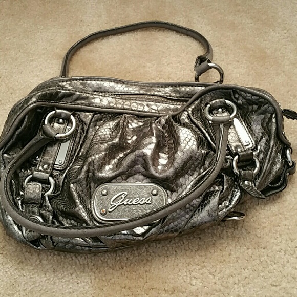 Guess purse