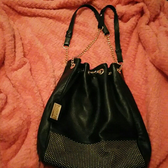 Badgley mischka black purse