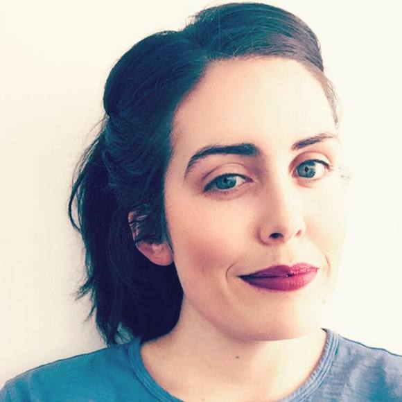 Meet your Posher, Sara - Picture 2 of 2