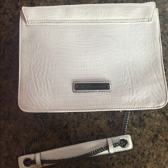 BGBG white envelope purse with chain - Picture 2 of 4