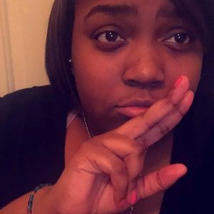 Meet your Posher, Amber