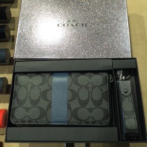 Coach wallet and key chain set