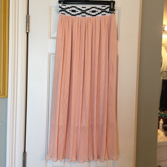 Darling Double Zero blush midi skirt w/ tribal