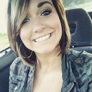 Meet your Posher, Casey