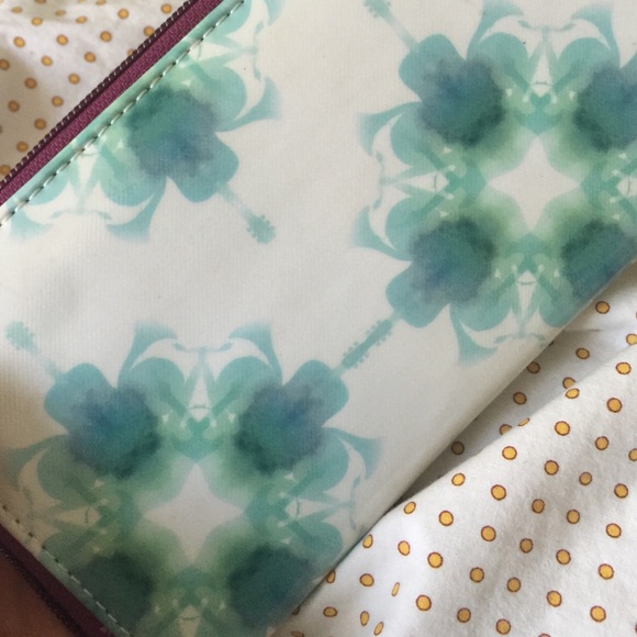 Wallet - Picture 3 of 4