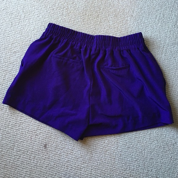 High waisted shorts - Picture 3 of 3