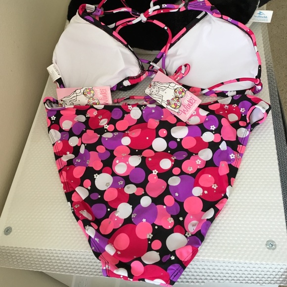 Winki Bikini Set. - Picture 2 of 4