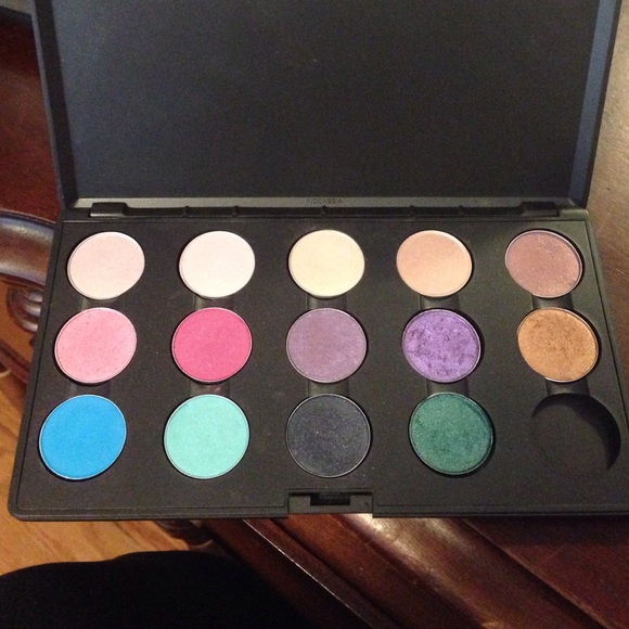MAC Palette