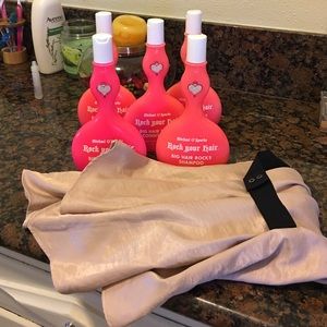 2 shampoo 3 conditioner 1 pink blouse