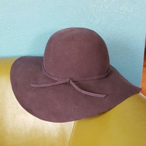 Floppy gray wool hat