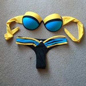 Cheeky bikini top and bottom